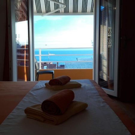 Apartman Sunce Apartment มาคาร์สกา ภายนอก รูปภาพ
