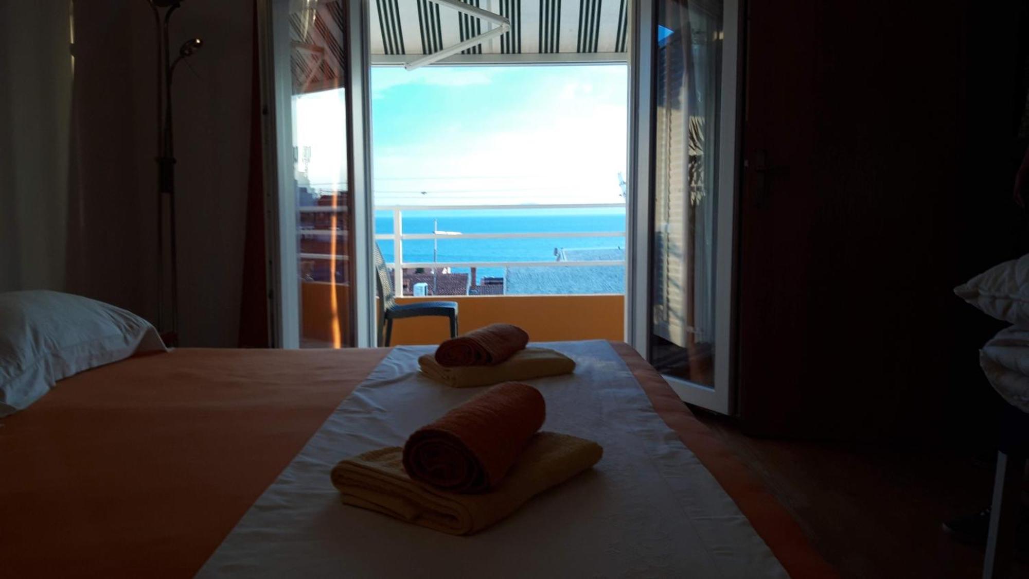 Apartman Sunce Apartment มาคาร์สกา ภายนอก รูปภาพ